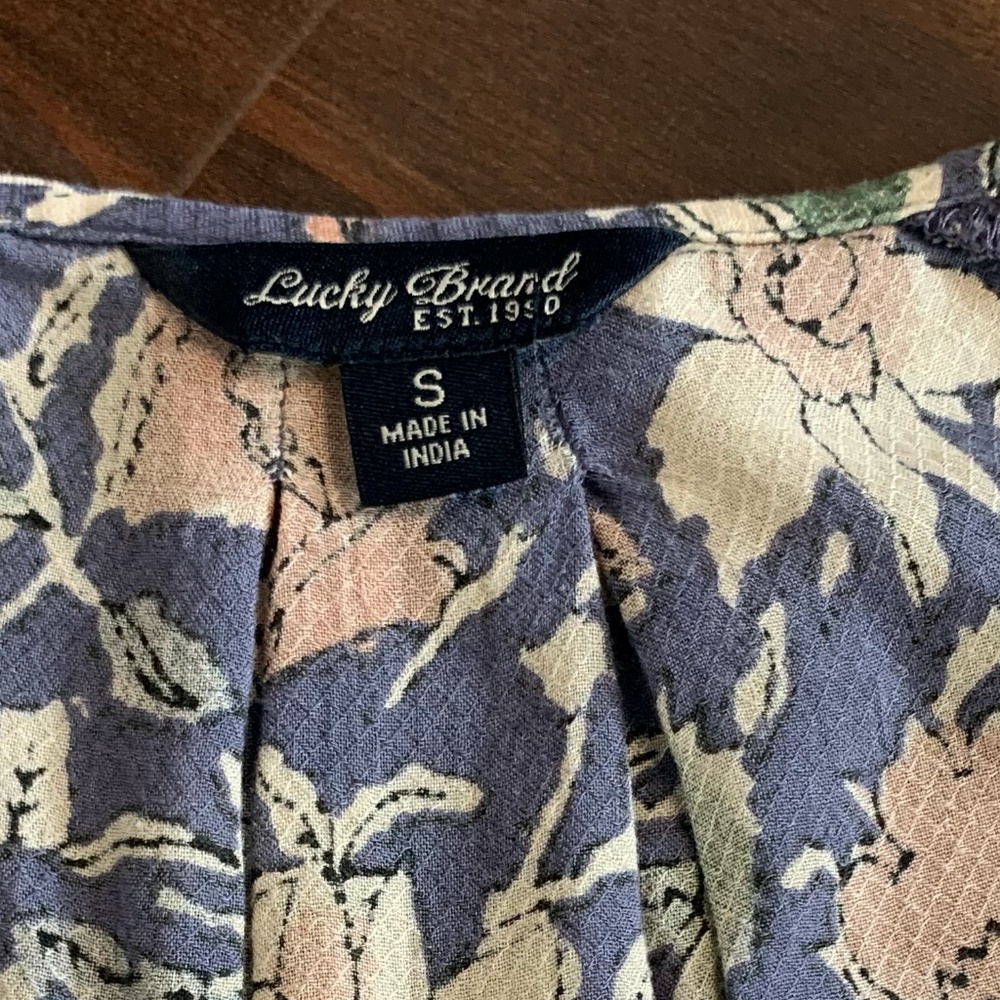 Floral Lucky Brand Peasant top, Size Small - Picture 2 of 5